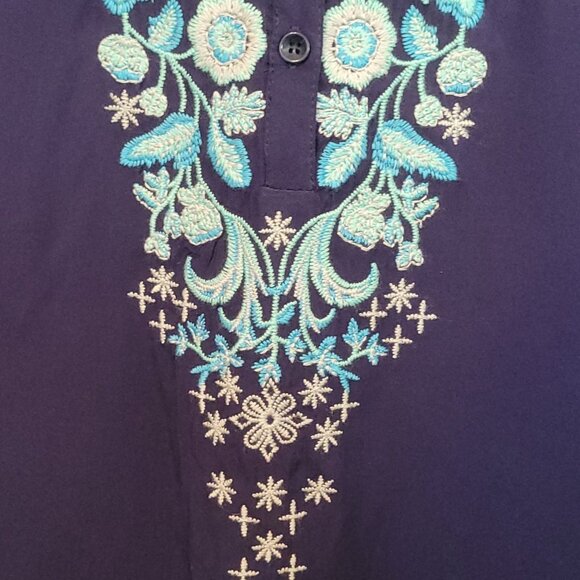 Solitaire Navy Blue Long Sleeve Embroidered Tunic Top XL Rayon Button Roll-Up Sl - Picture 9 of 16